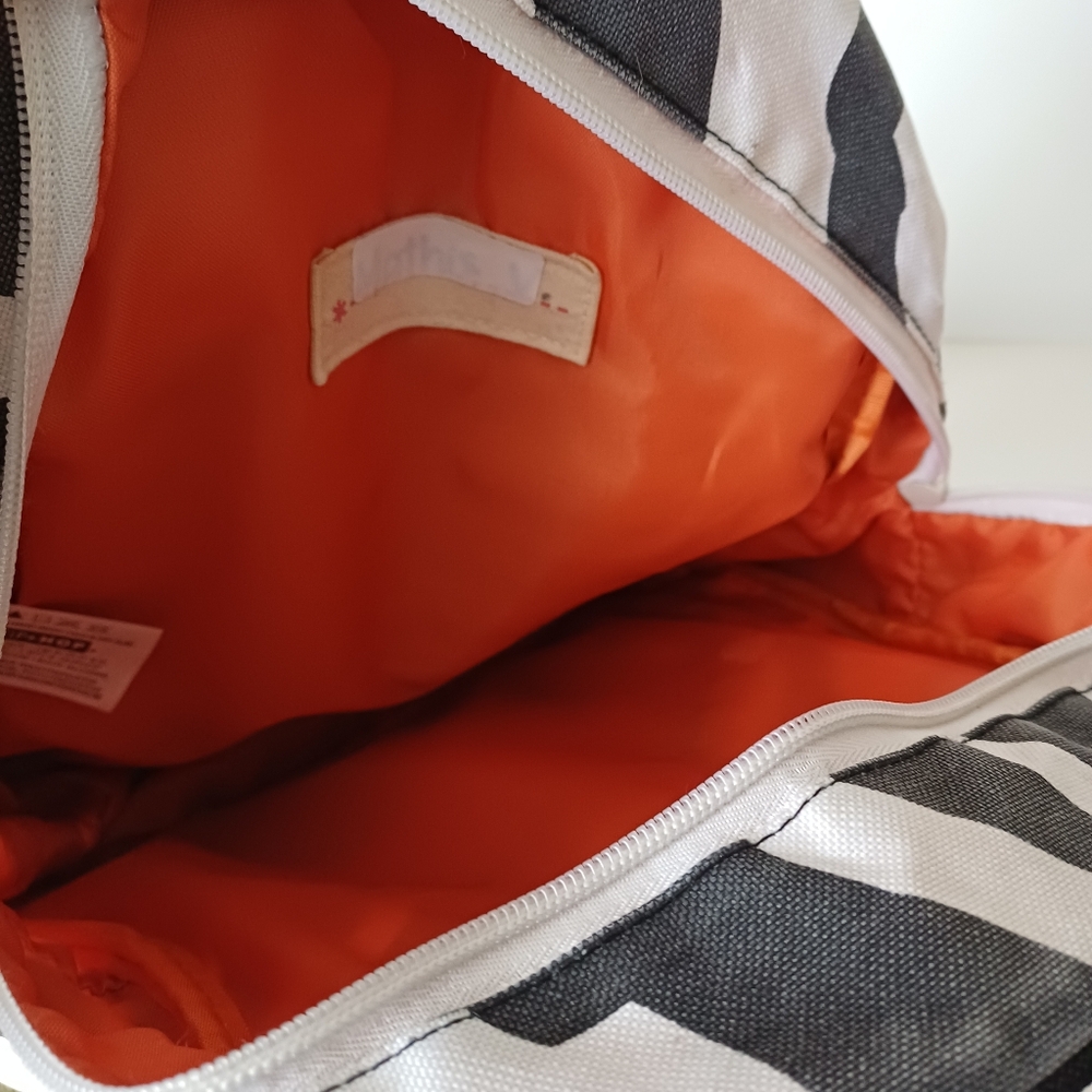 Cute Skip Hop Zoo Zebra Kid's Backpack 13" × 12" - Picture 4 of 9